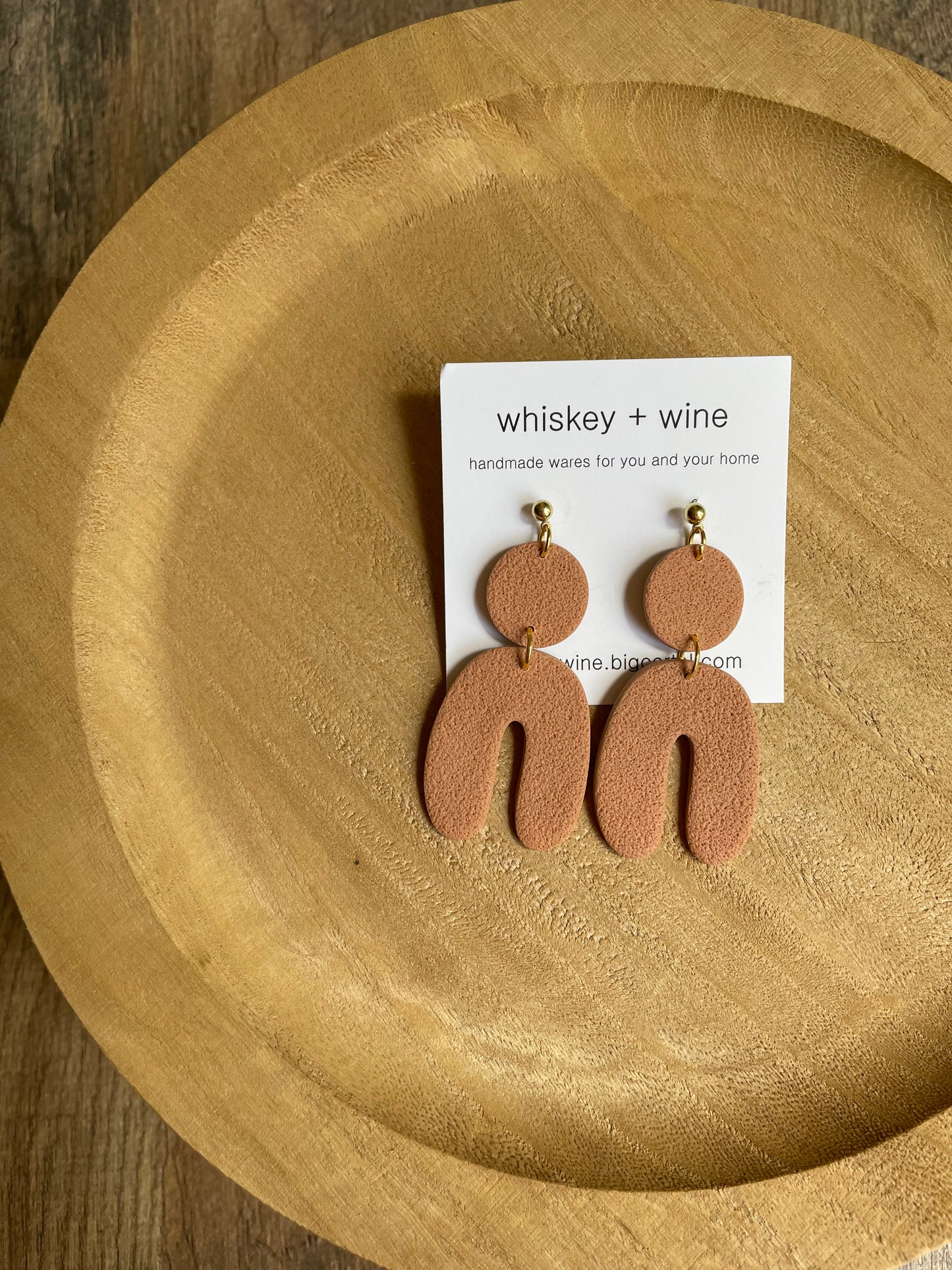 finn earrings - blush