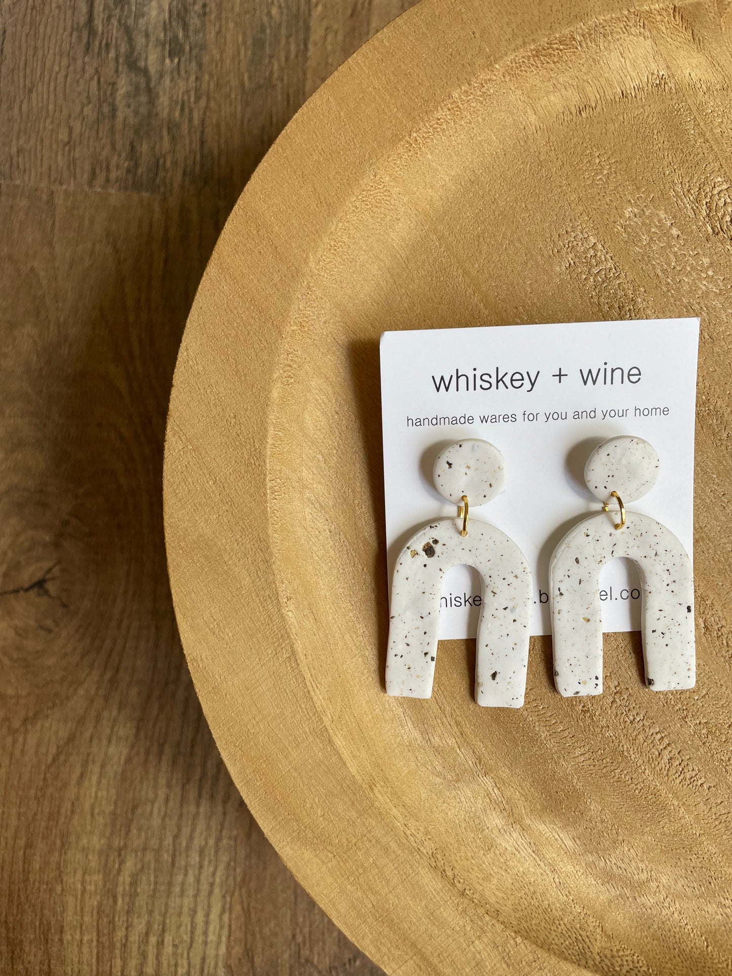 arc earrings - white speckled