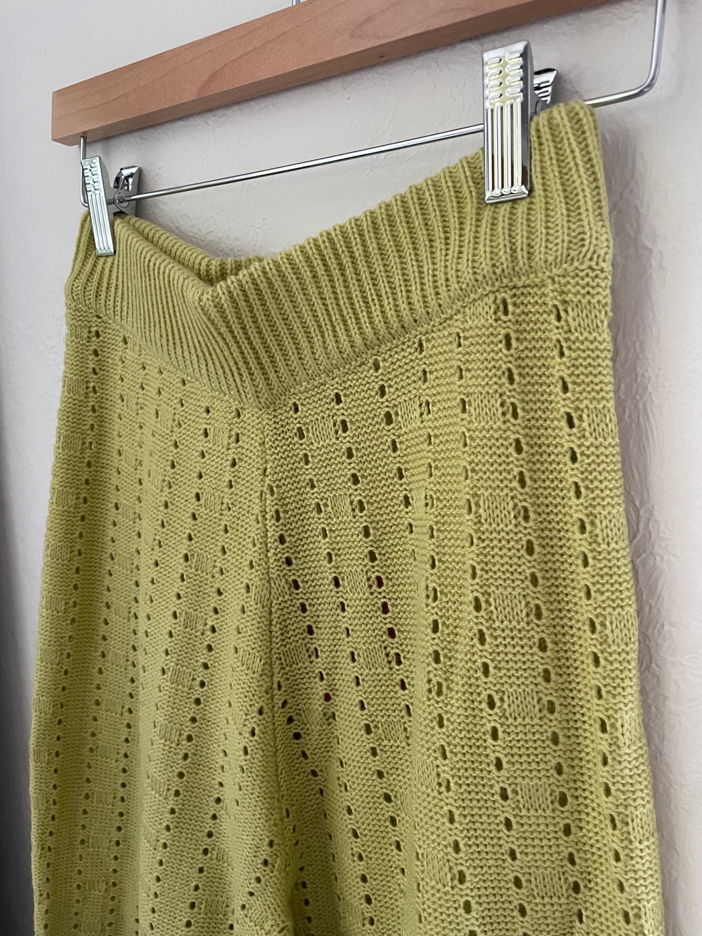 walk with me crochet pants - lime