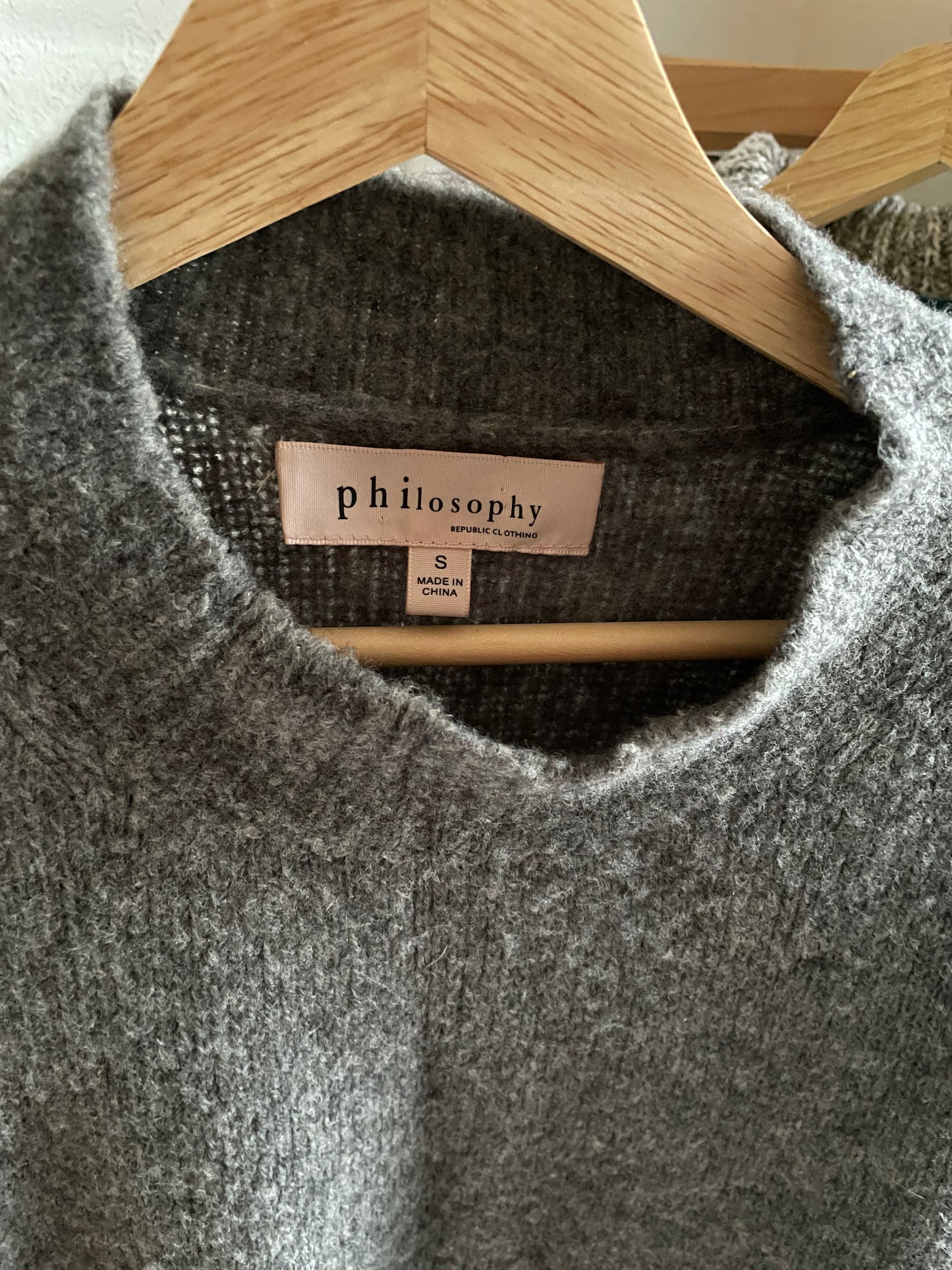 grey knit sweater