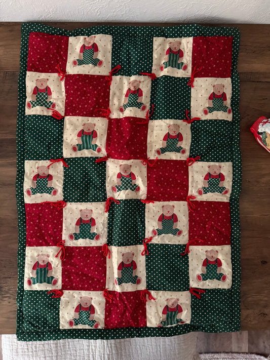 vintage quilted Christmas wall hanging