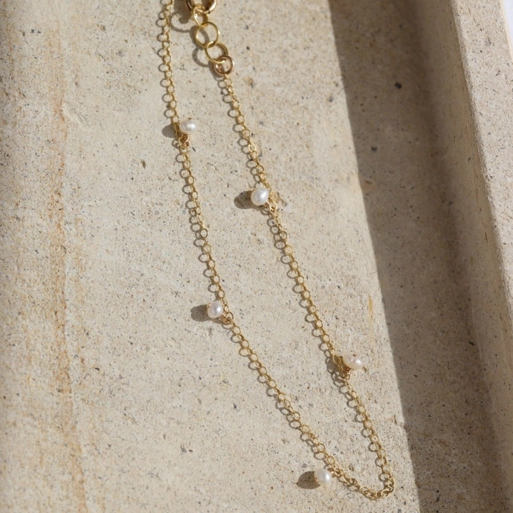 delicate pearl anklet